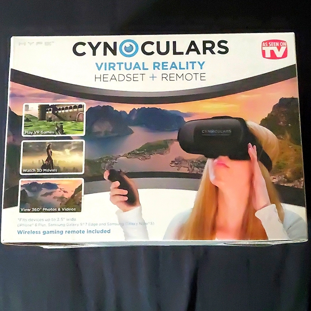 Lightly used Cynoculars cell phone vr headset and bluetooth remote